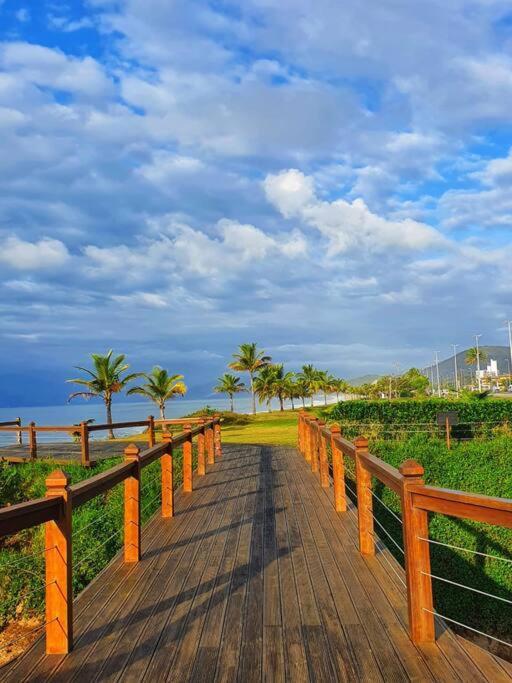 100Mts Da Praia Com Churrasqueira, Piscina E Wi-Fi Карагуататуба Екстер'єр фото