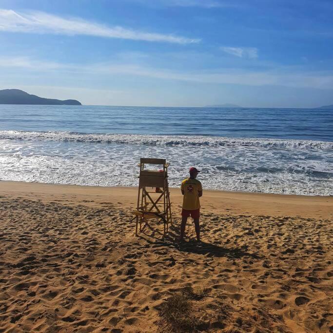 100Mts Da Praia Com Churrasqueira, Piscina E Wi-Fi Карагуататуба Екстер'єр фото